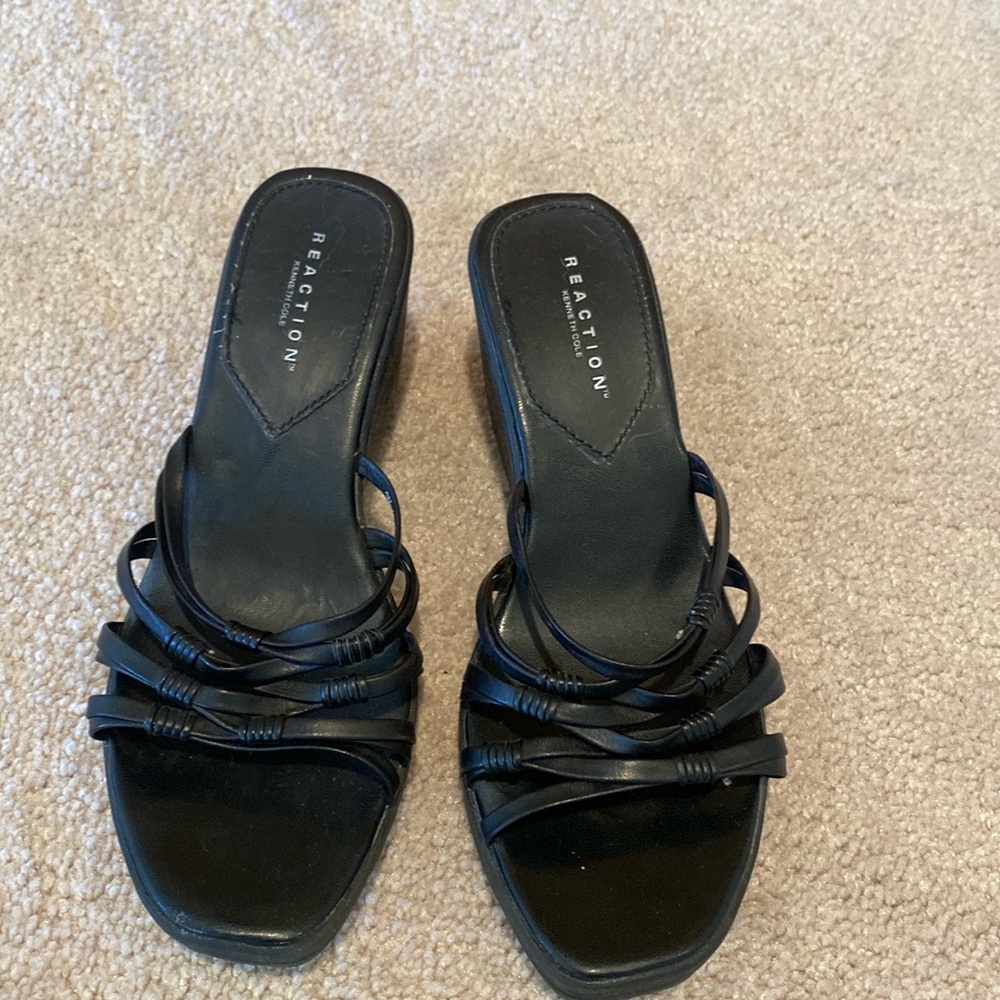 Reaction Kenneth Cole sandals